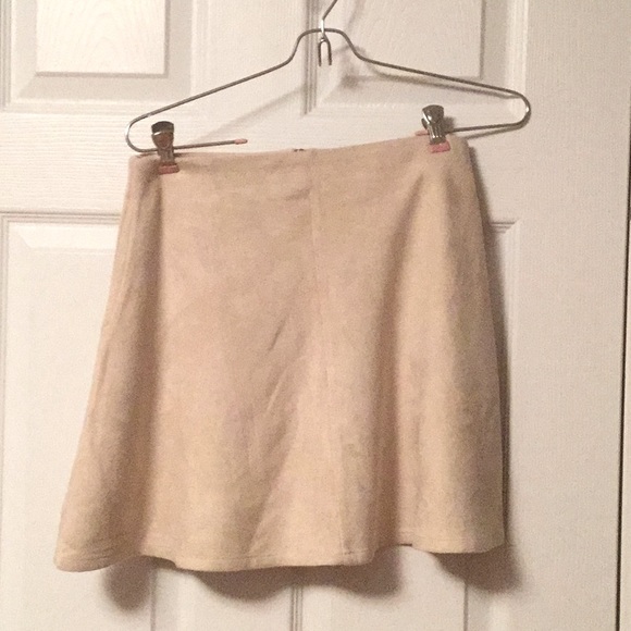 Sugar Lips Mini Skirt with pockets - Picture 1 of 2